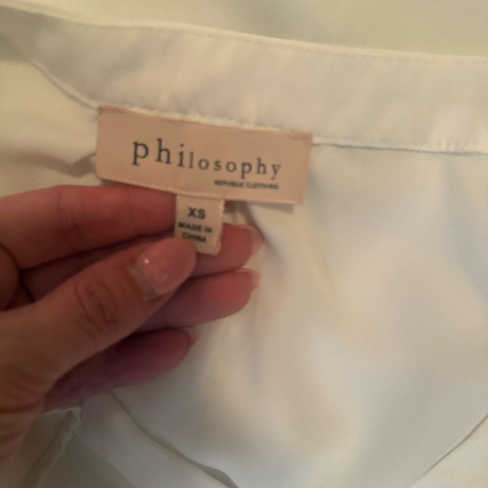 Philosophy White V-Neck Blouse - Picture 4 of 4